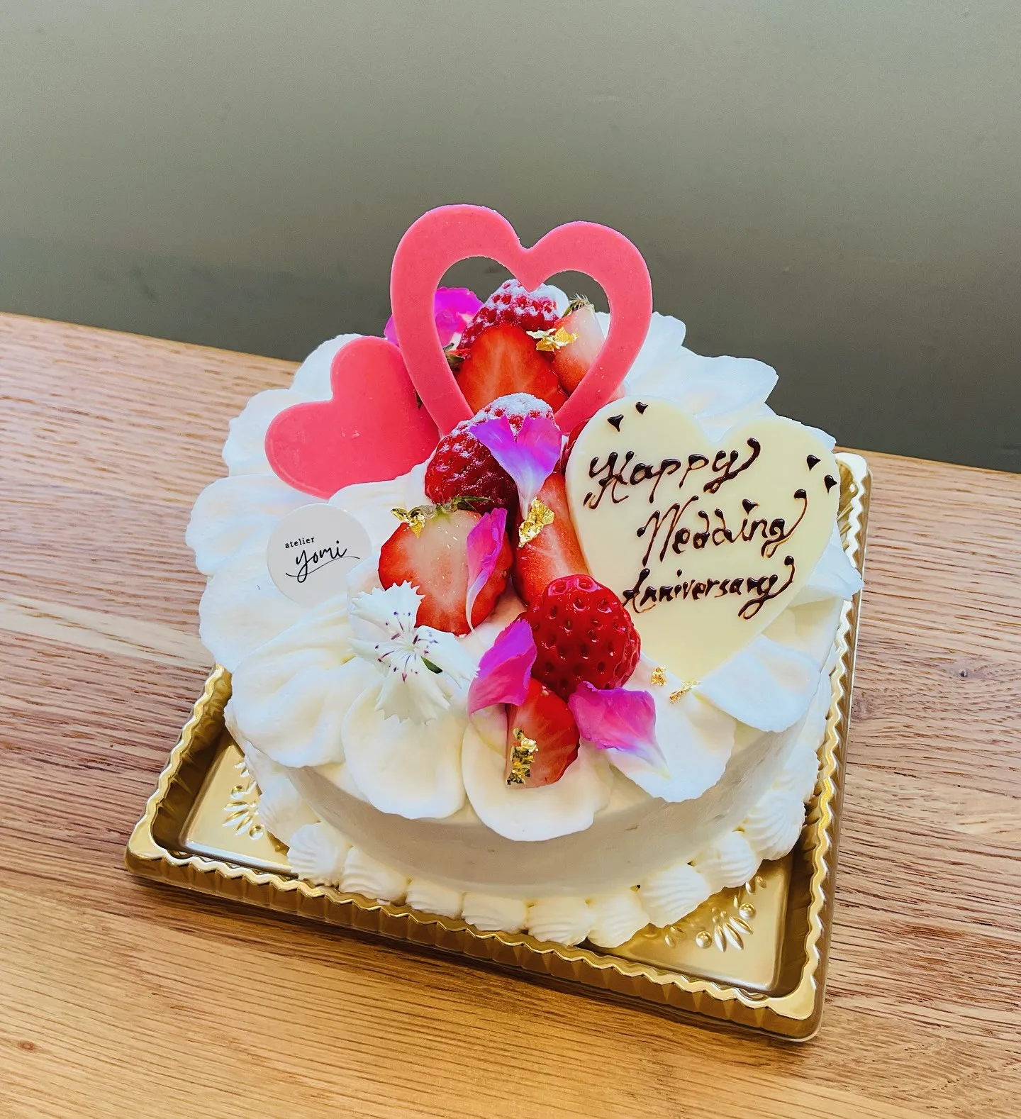 anniversary cake