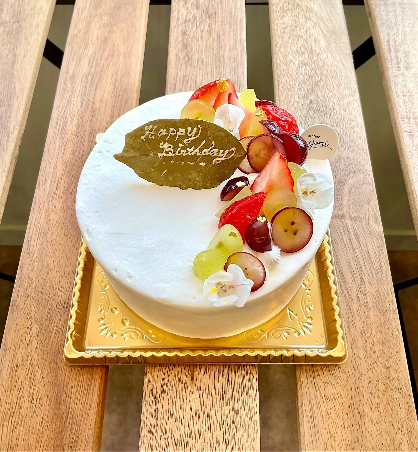 4号サイズホールケーキ