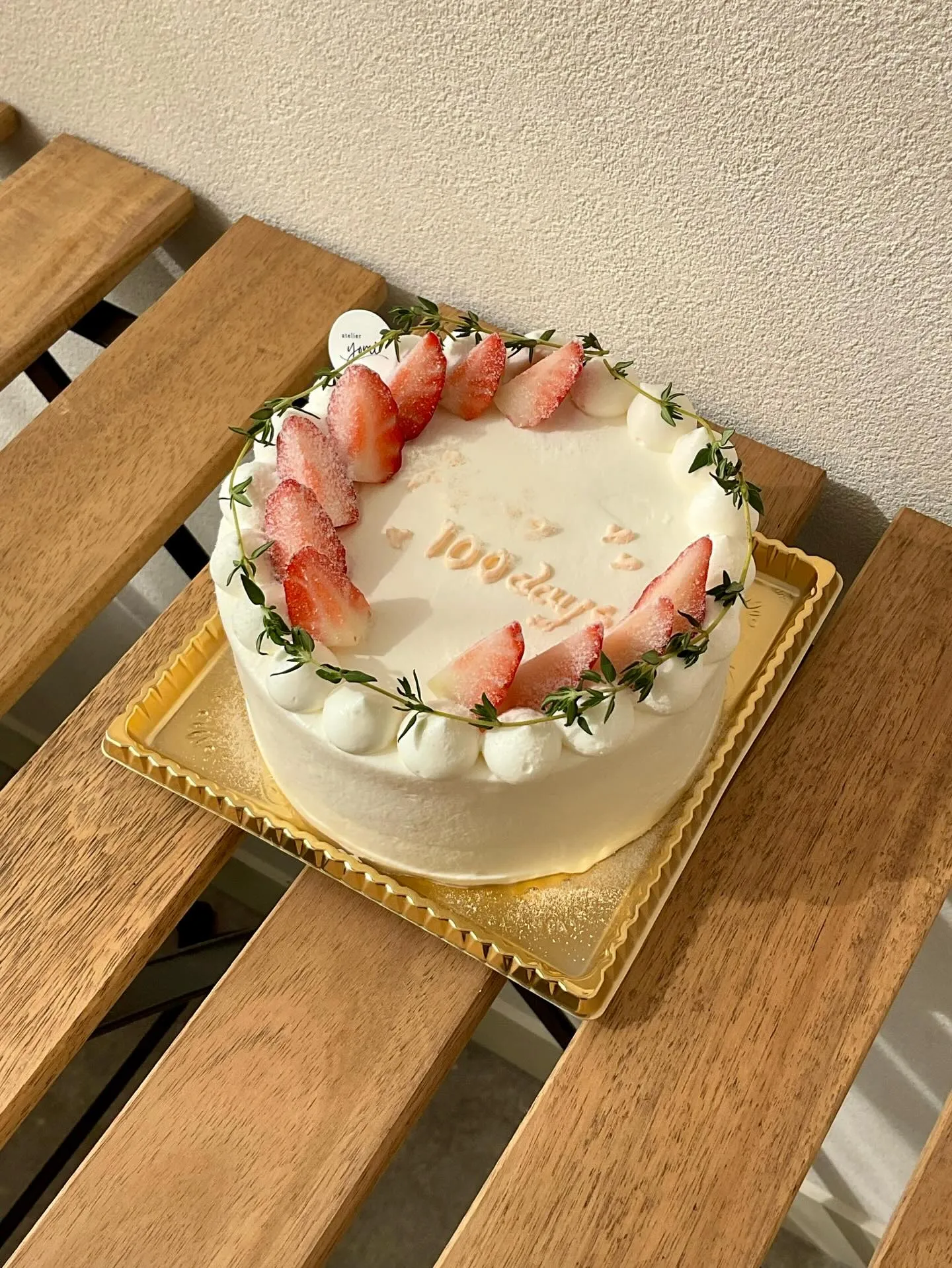 100days cake 👶🏻🍓