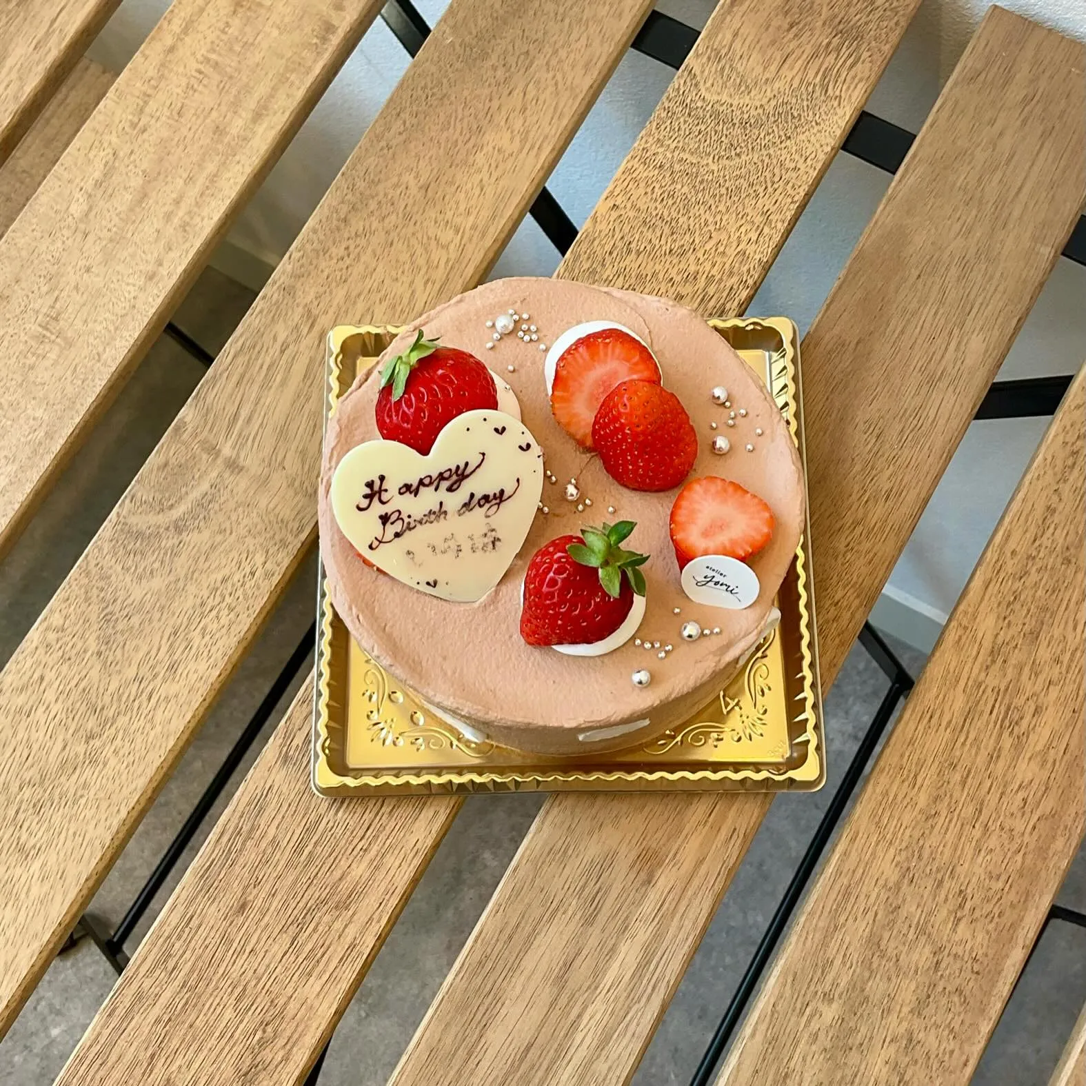 チョコクリーム苺ホールケーキ４号サイズ
