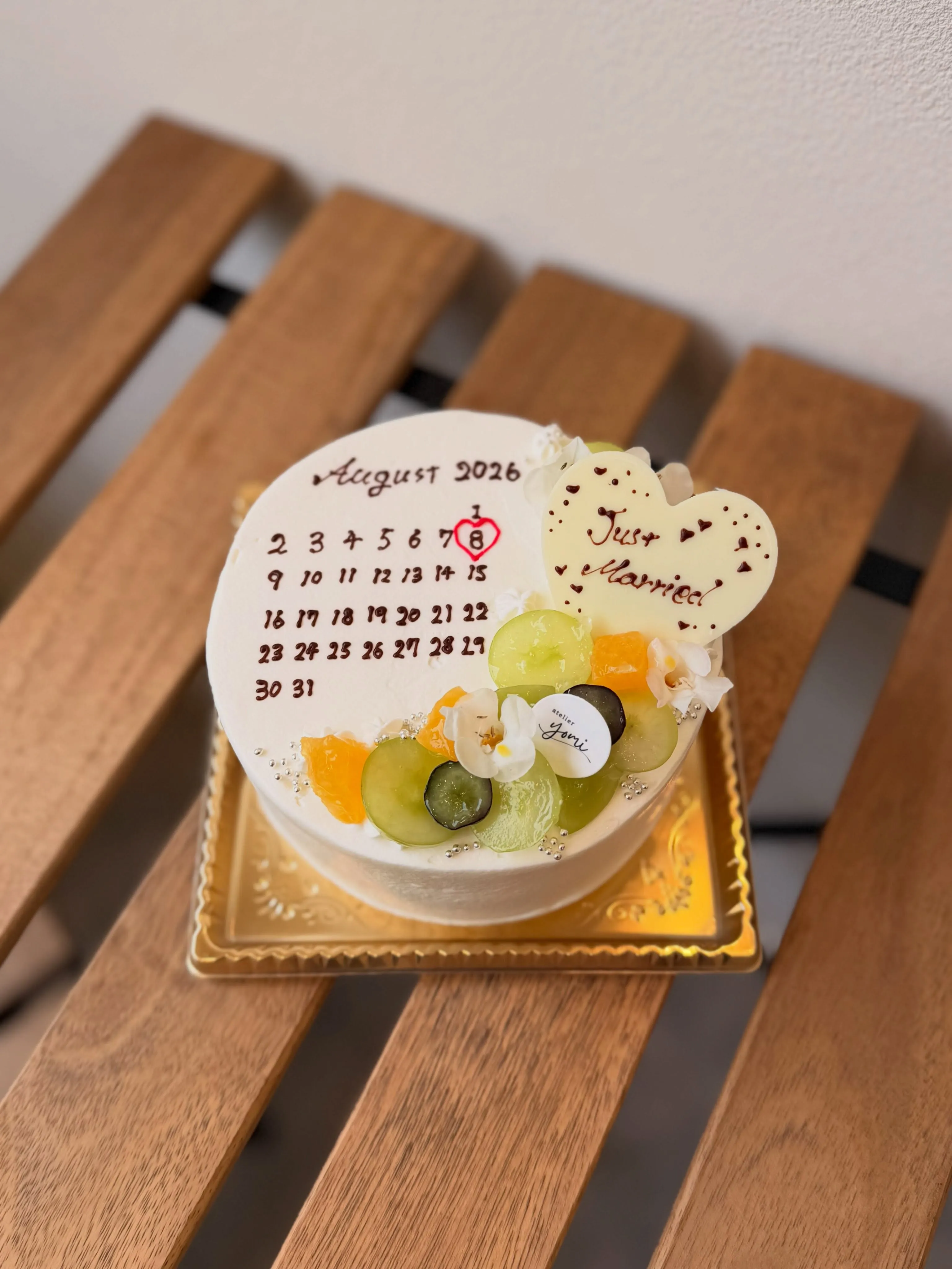 季節のフルーツのカレンダーケーキ