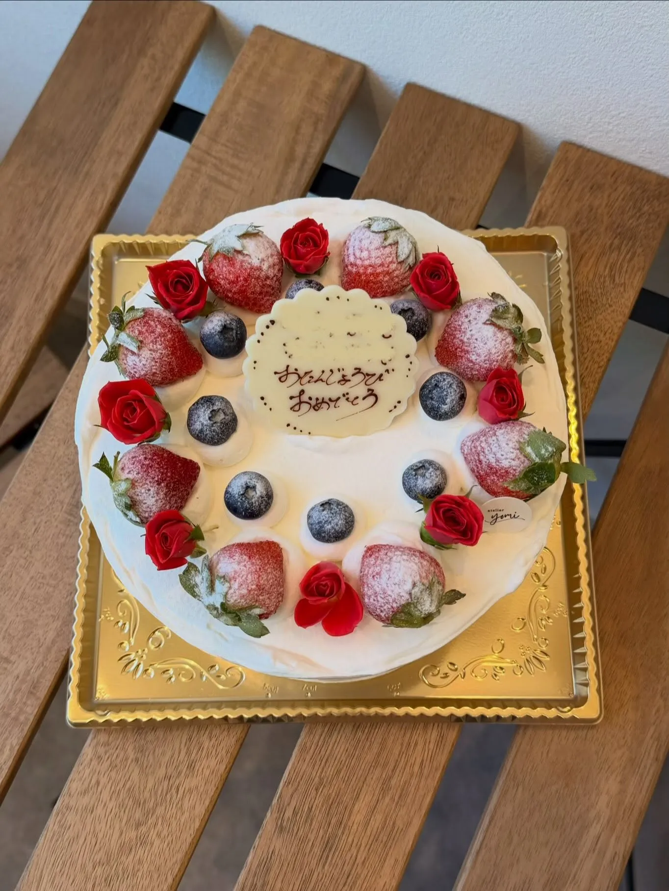 苺のホールケーキ6号サイズ